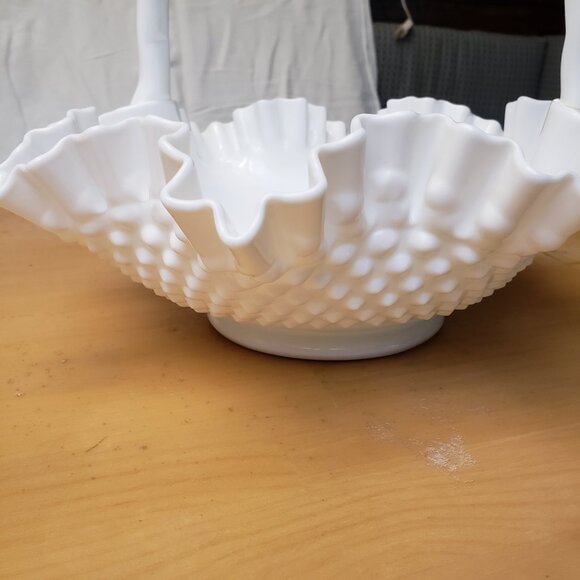 Vintage Fenton White Hobnail Milk Glass Candy Dish - Picture 3 of 6